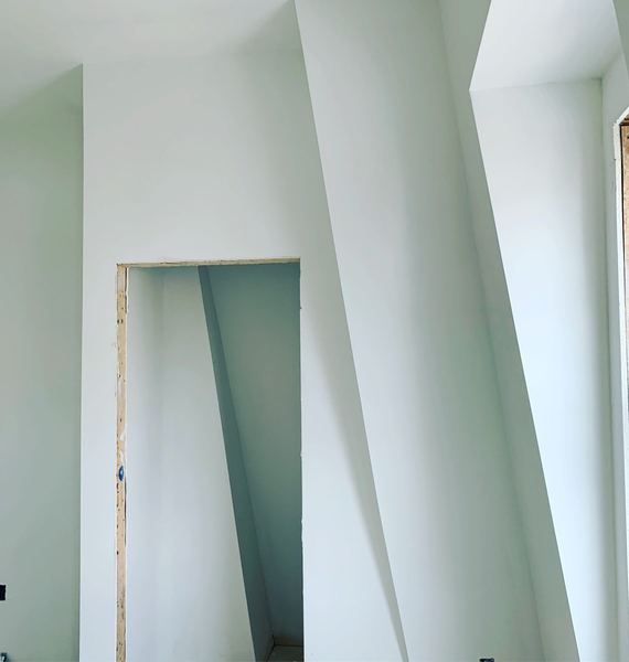 Finished angled walls and returns